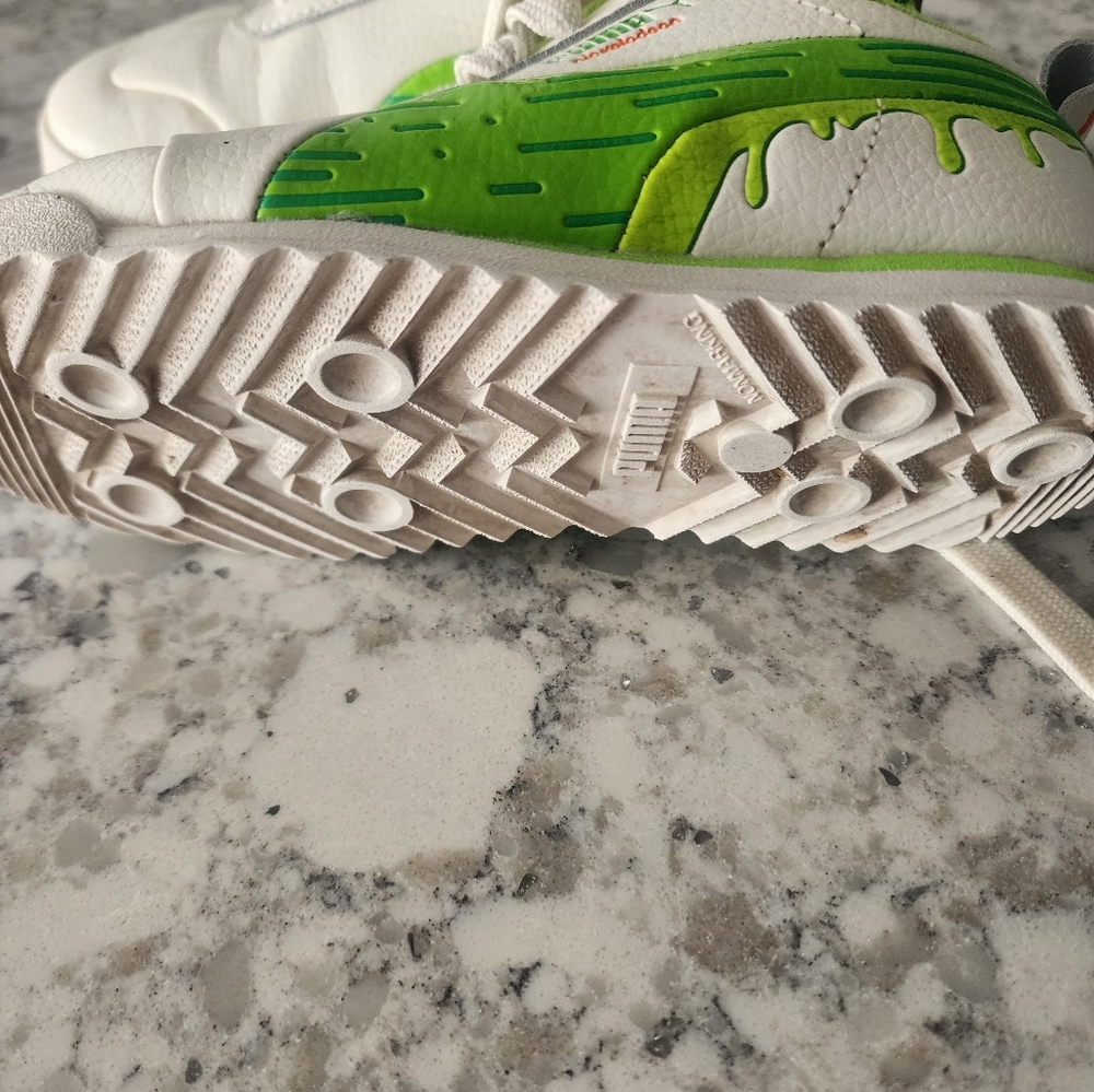 Shoes - Picture 4 of 4